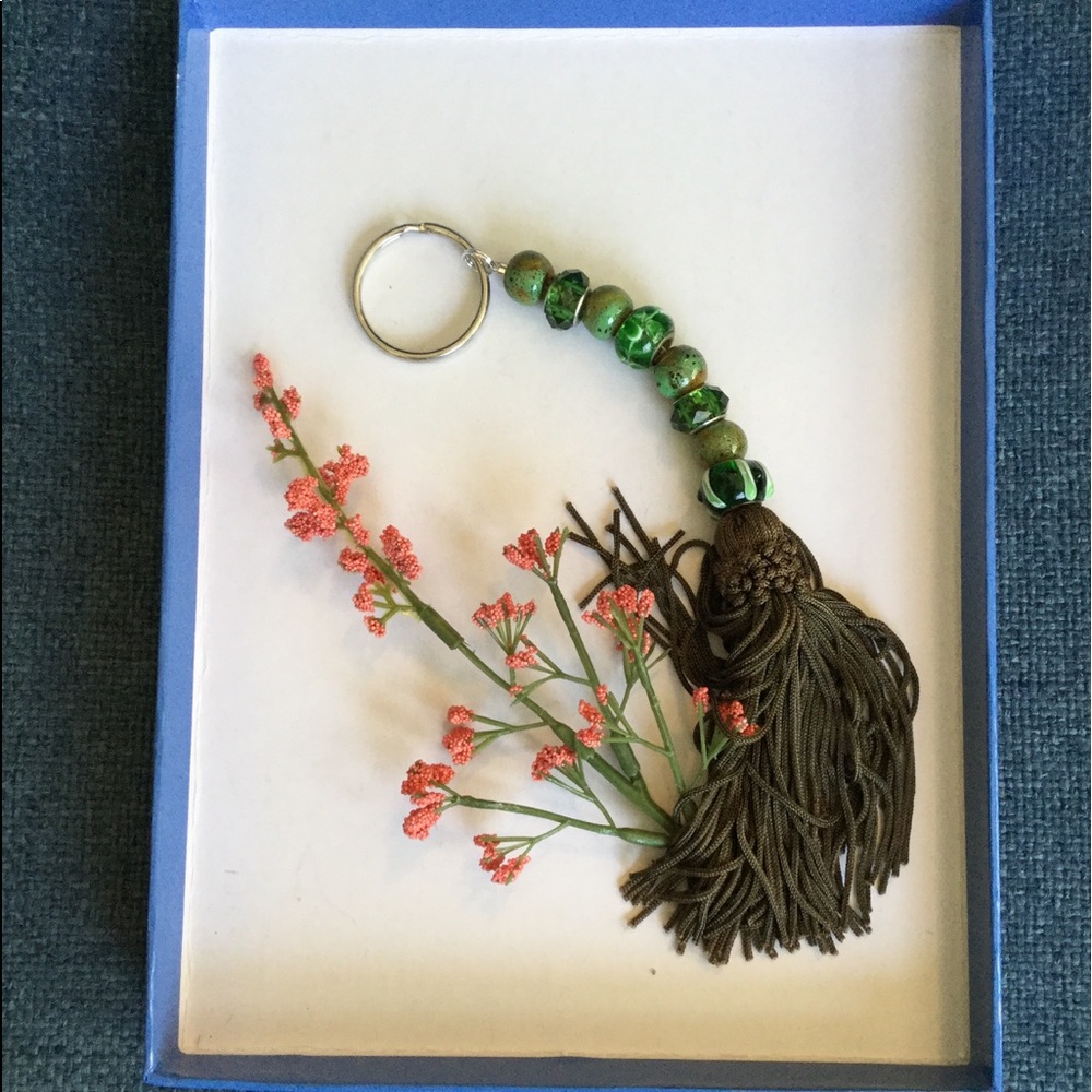 FINAL…Irish Green Key Chain.  Luck of Irish - Picture 3 of 8